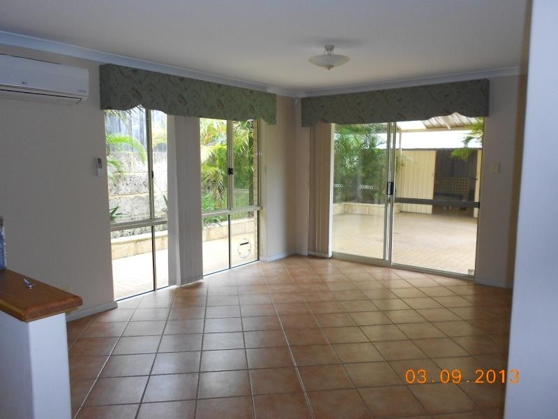 8 Shalimar Rise, Currambine WA 6028