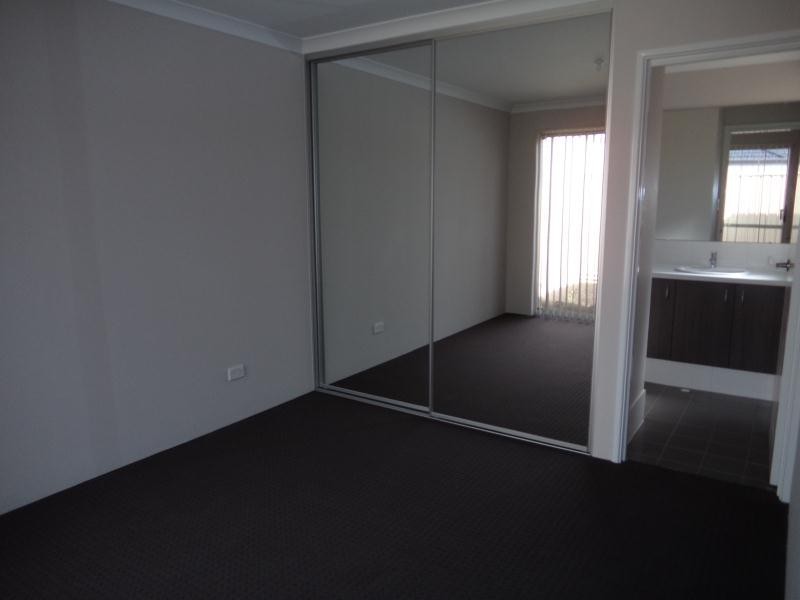 12 Allston Way, Currambine WA 6028