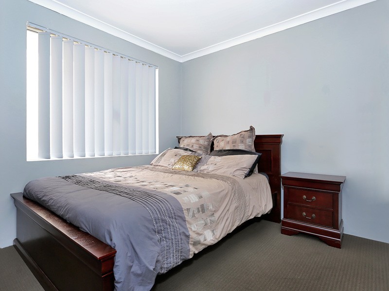 27 Baldwin Link, Butler WA 6036