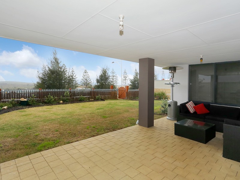 20 Topsail Loop, Alkimos WA 6038