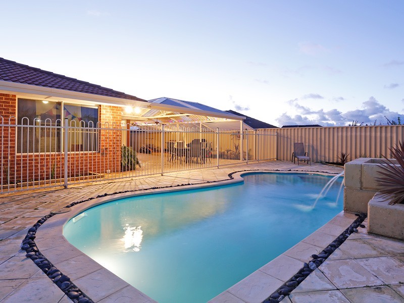 9 Swanmore Street*, Butler WA 6036