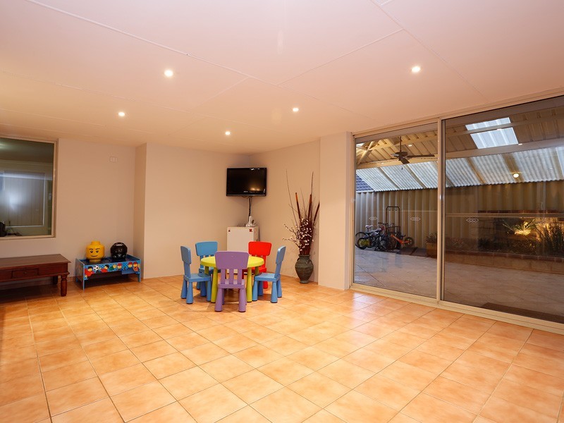 9 Swanmore Street*, Butler WA 6036