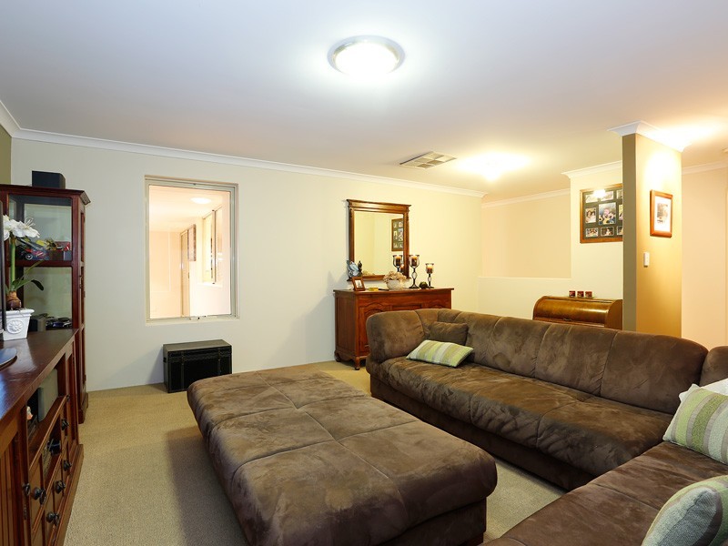 9 Swanmore Street*, Butler WA 6036