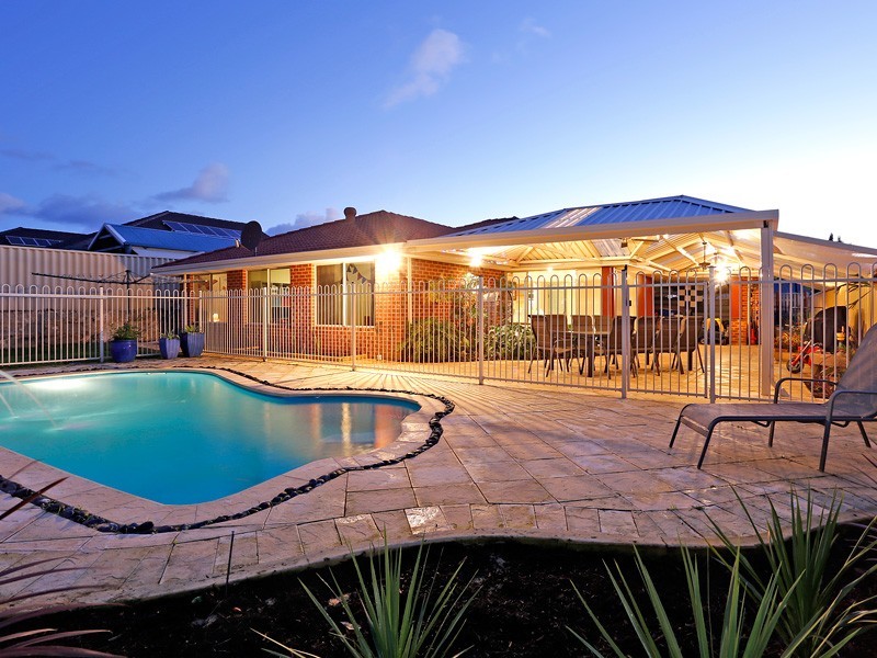 9 Swanmore Street*, Butler WA 6036
