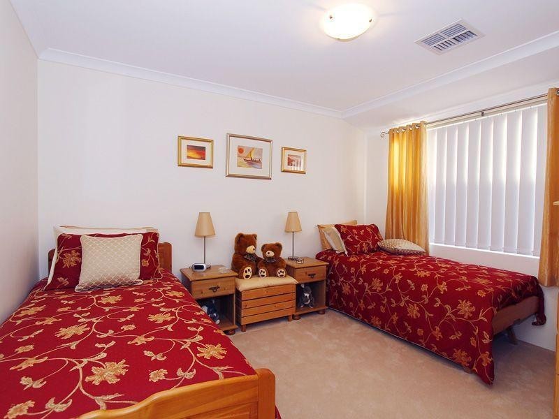 10 Ashcott Gate, Butler WA 6036