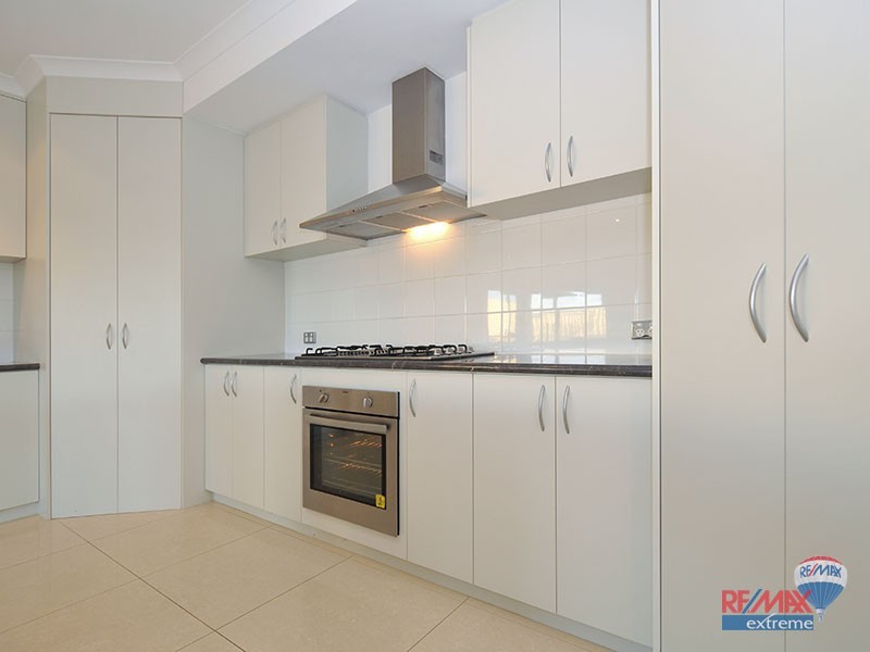 15 Strauss Boulevard, Tapping WA 6065