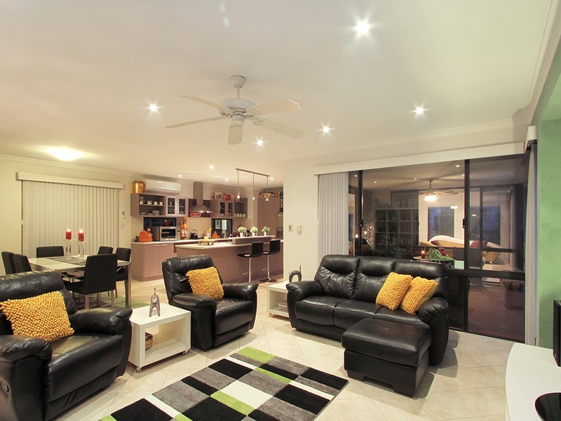 60 Benenden Avenue, Butler WA 6036