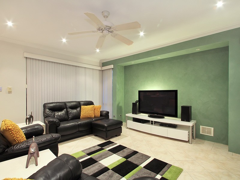 60 Benenden Avenue, Butler WA 6036