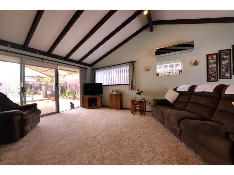 7 Beelara Way, Wanneroo WA 6065