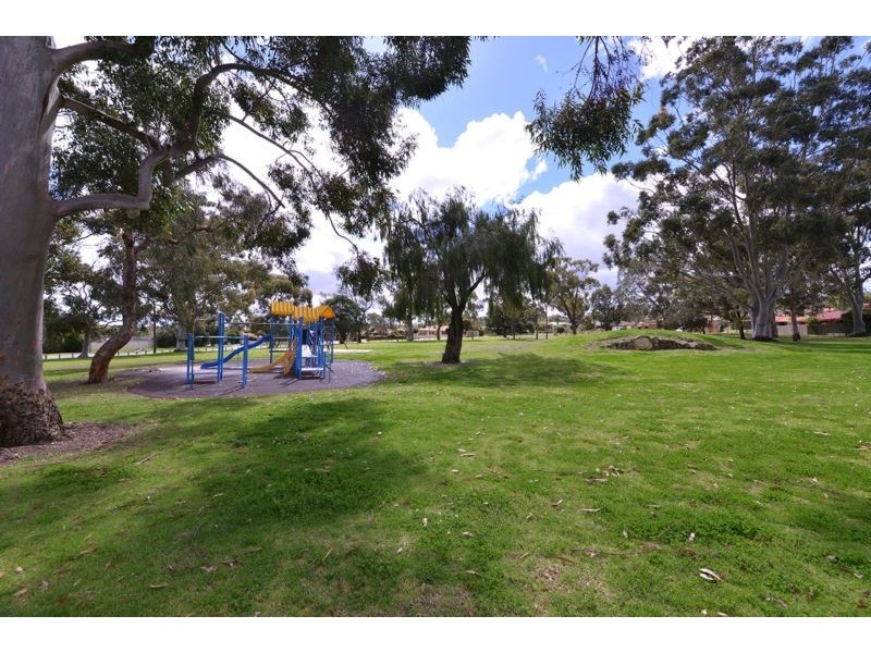 7 Beelara Way, Wanneroo WA 6065