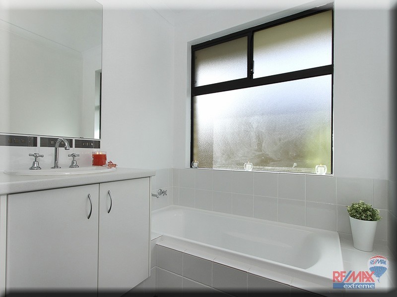 129 Rosegreen Avenue, Butler WA 6036