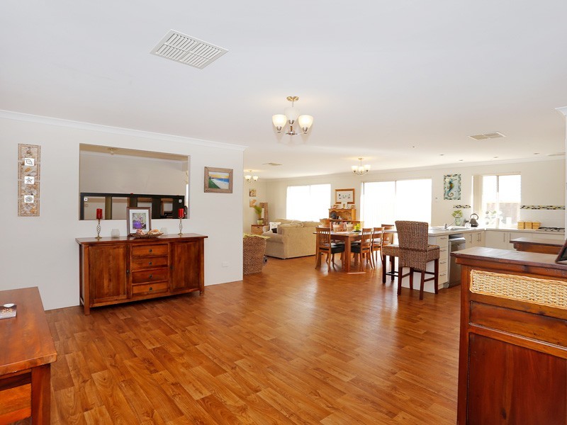 20 Skerries Way, Ridgewood WA 6030