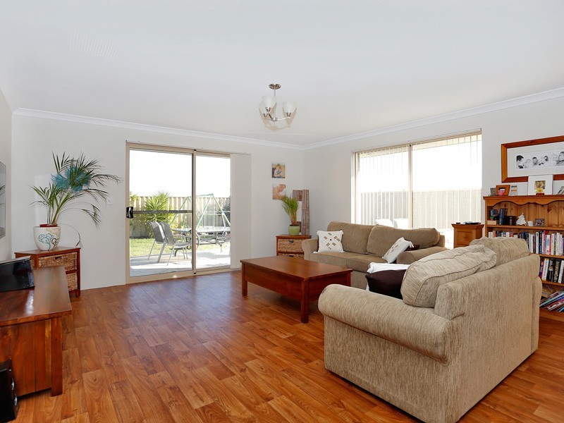 20 Skerries Way, Ridgewood WA 6030