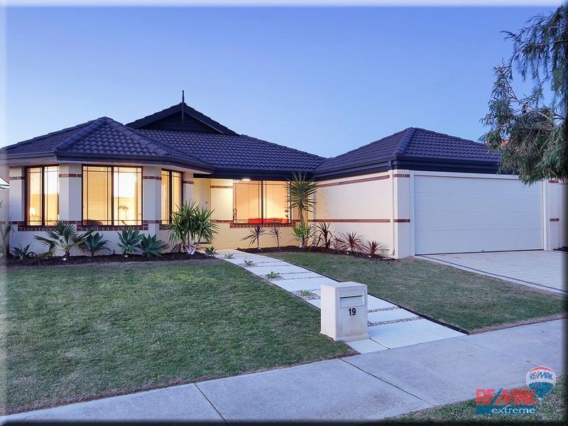 19 Heysham Bend, Butler WA 6036