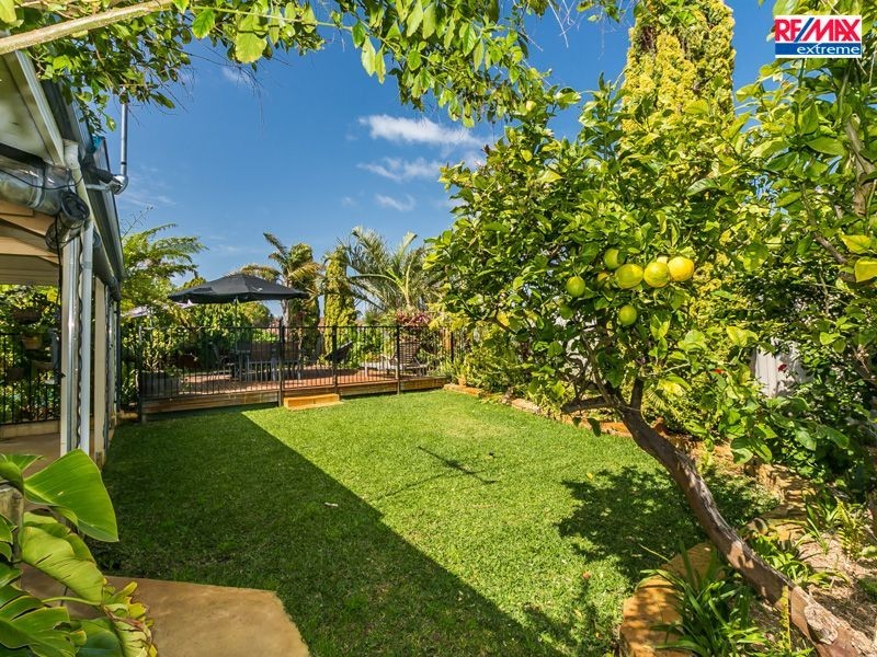 17 Fairlawn Gardens, Heathridge WA 6027