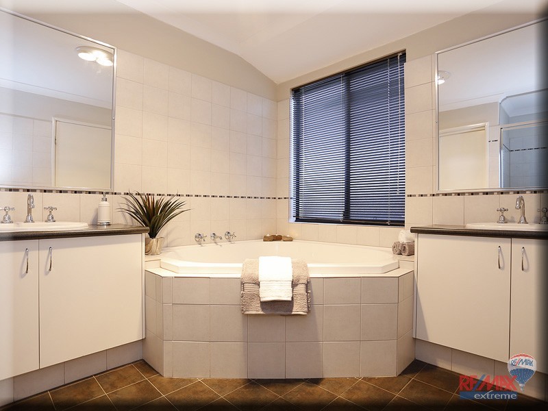 17 Swavesey Avenue, Butler WA 6036