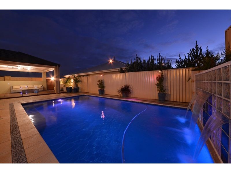 1 Dalmeny Link, Burns Beach WA 6028