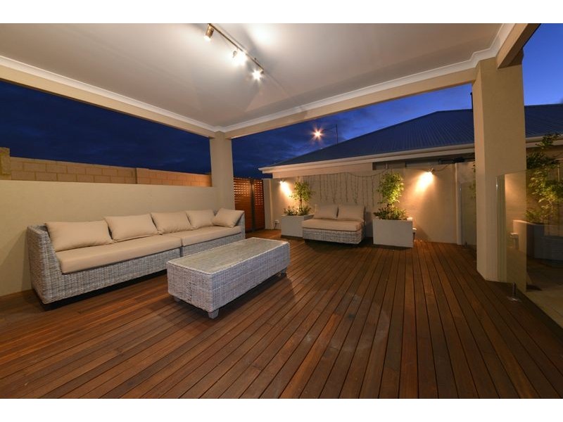 1 Dalmeny Link, Burns Beach WA 6028