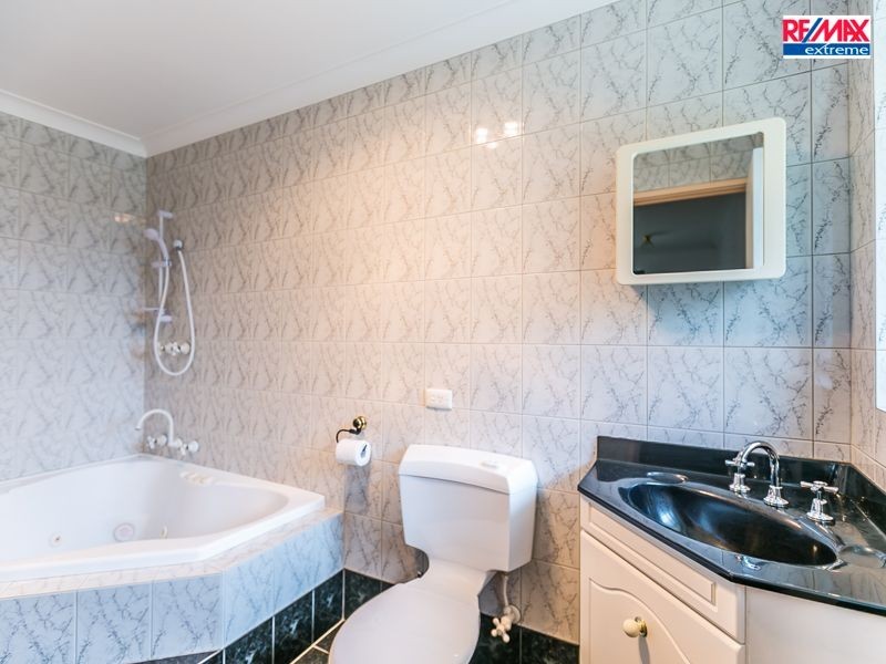 86 Caridean Street, Heathridge WA 6027