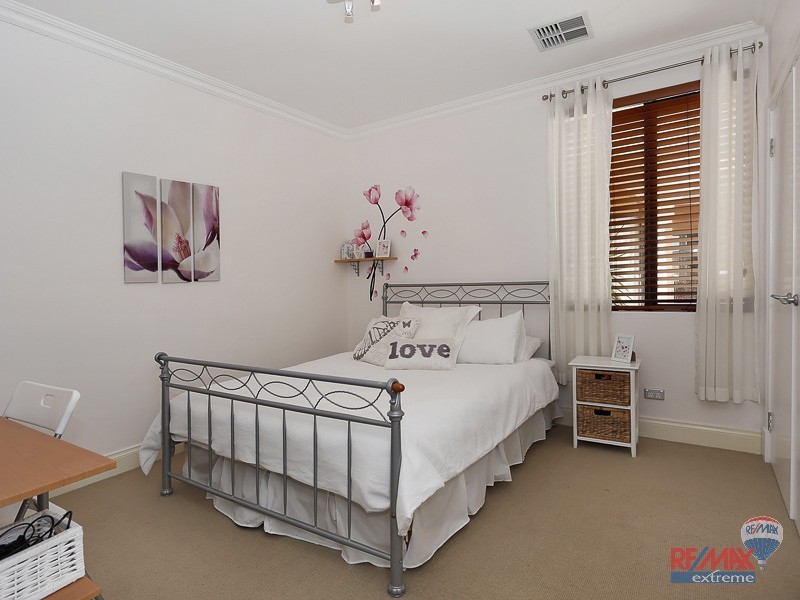 3 Jensen Rise, Iluka WA 6028