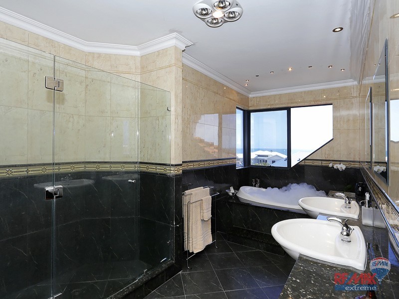 3 Jensen Rise, Iluka WA 6028