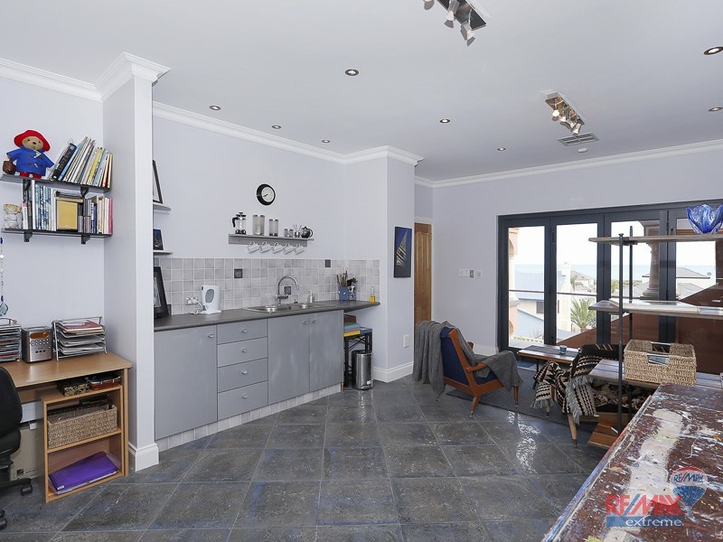 3 Jensen Rise, Iluka WA 6028