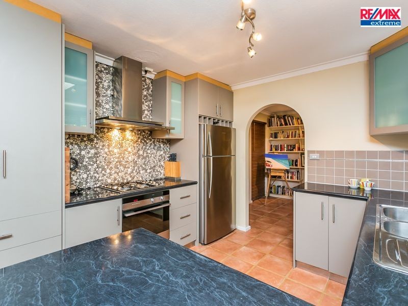 20 Skiff Way, Heathridge WA 6027