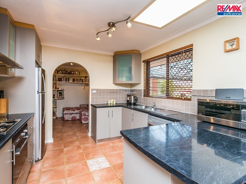 20 Skiff Way, Heathridge WA 6027