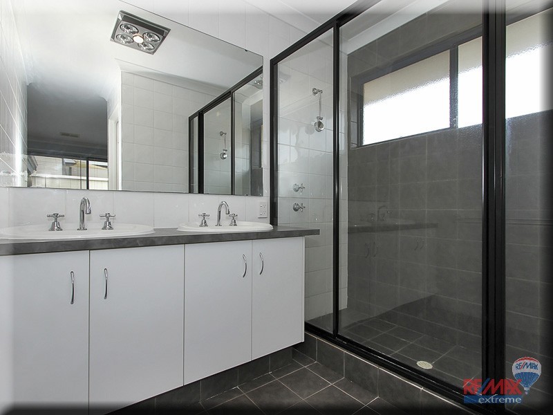 24 Pendleton Crescent, Butler WA 6036