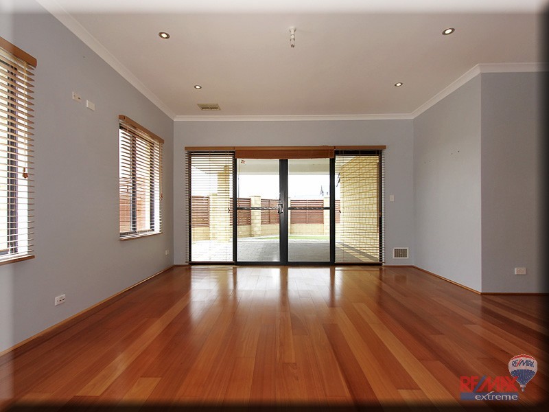 24 Pendleton Crescent, Butler WA 6036