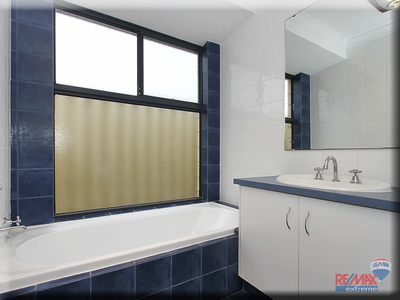 24 Pendleton Crescent, Butler WA 6036