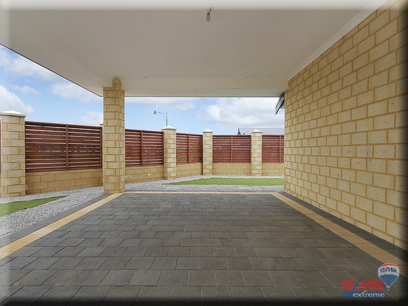 24 Pendleton Crescent, Butler WA 6036