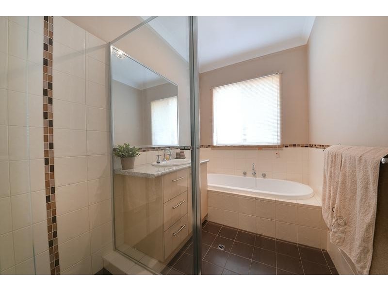 1 Jalna Way, Carramar WA 6031