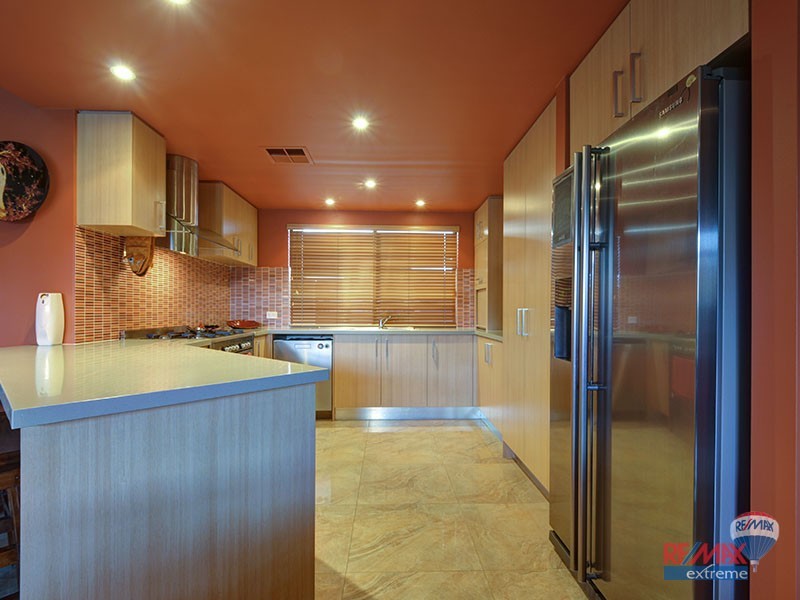 4 Redgate Link, Pearsall WA 6065