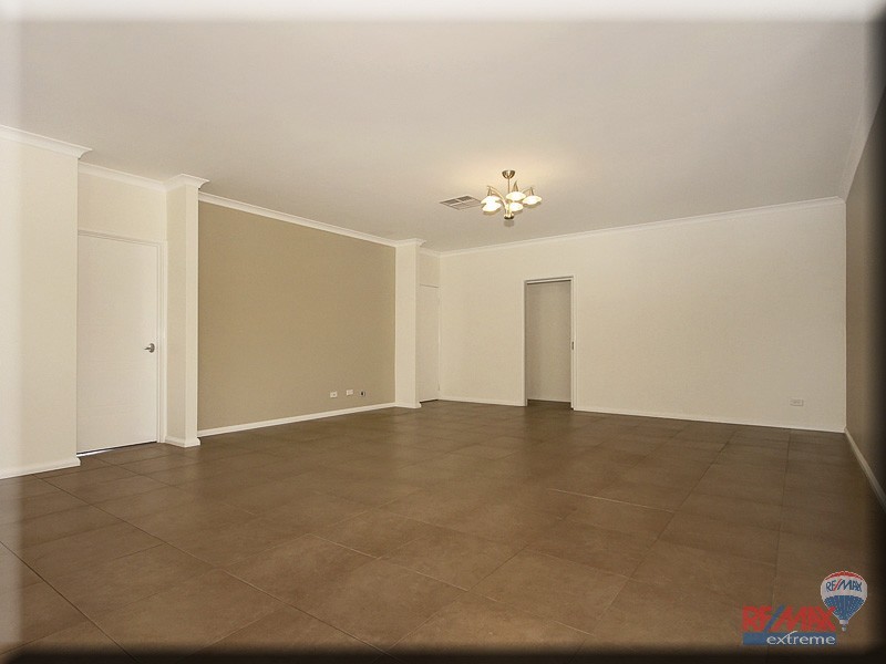 8 Alderton Road, Butler WA 6036