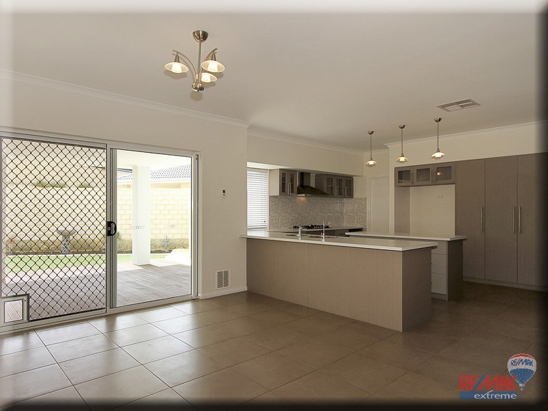 8 Alderton Road, Butler WA 6036