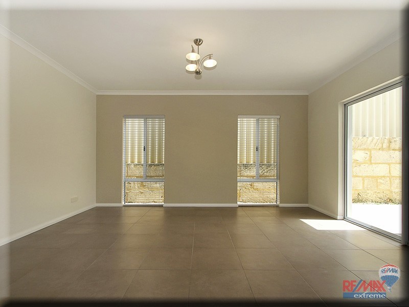 8 Alderton Road, Butler WA 6036