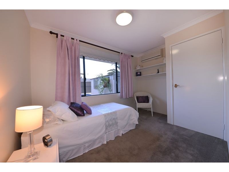 4 Eradu Ramble, Hocking WA 6065