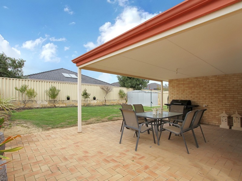 8 Woodstock Way, Butler WA 6036
