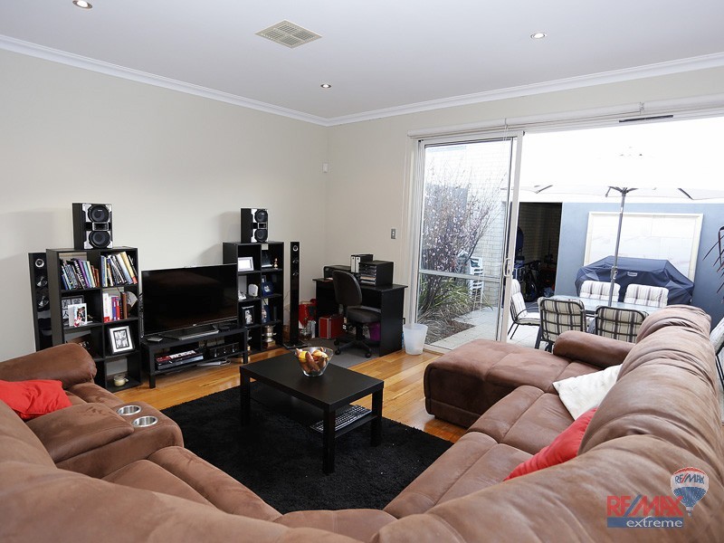 8A Marchwood Boulevard, Butler WA 6036