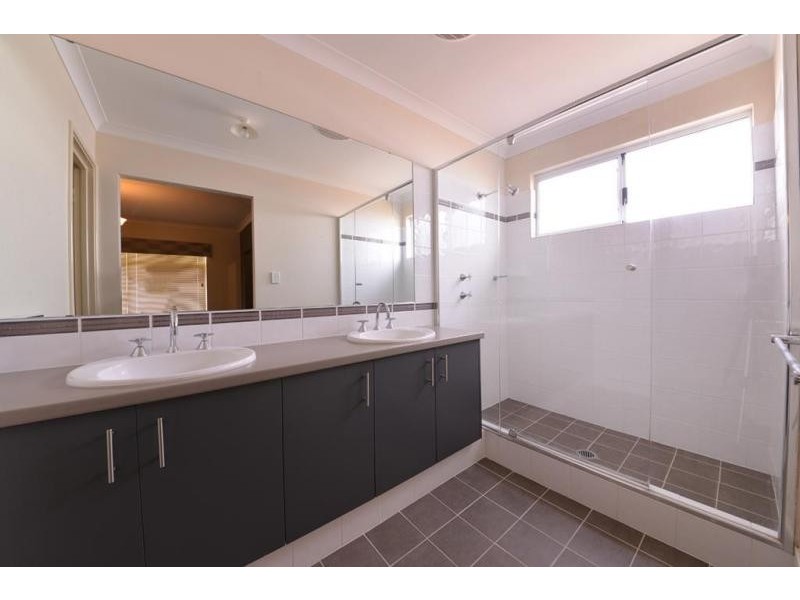 42 Dirleton Loop, Butler WA 6036