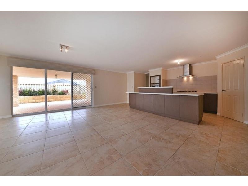 42 Dirleton Loop, Butler WA 6036