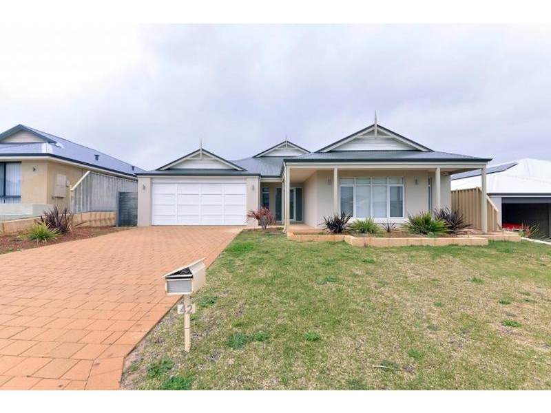 42 Dirleton Loop, Butler WA 6036