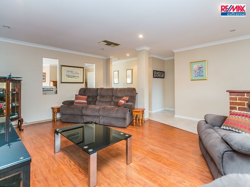 6 Ardisia Way, Woodvale WA 6026