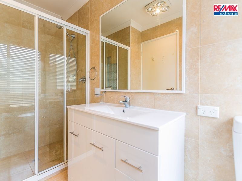 6 Ardisia Way, Woodvale WA 6026