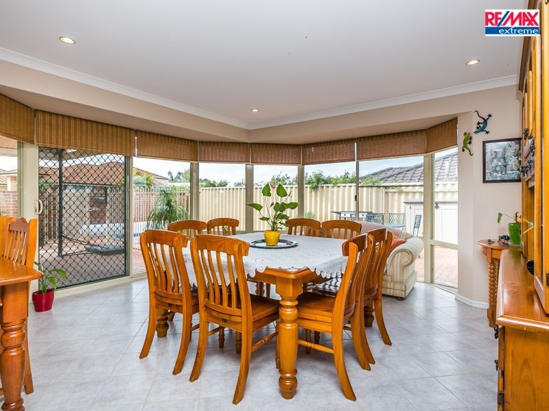 6 Ardisia Way, Woodvale WA 6026