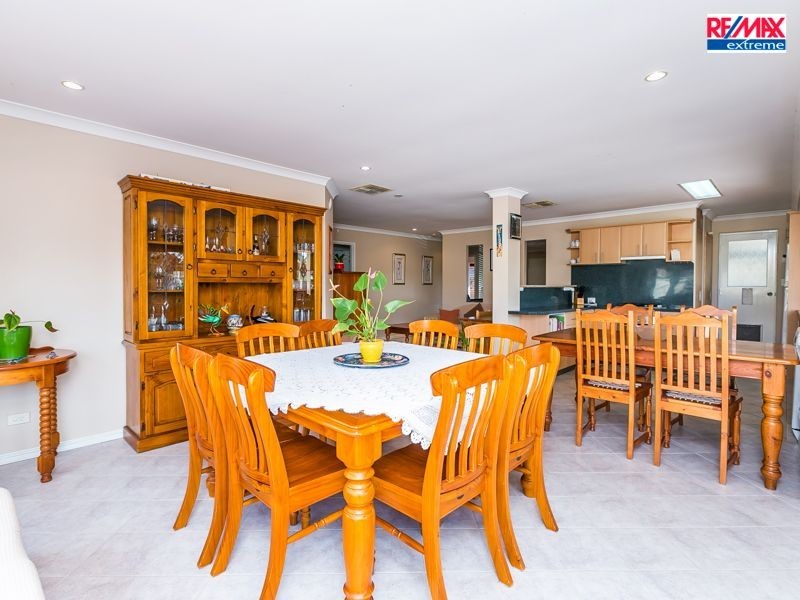 6 Ardisia Way, Woodvale WA 6026