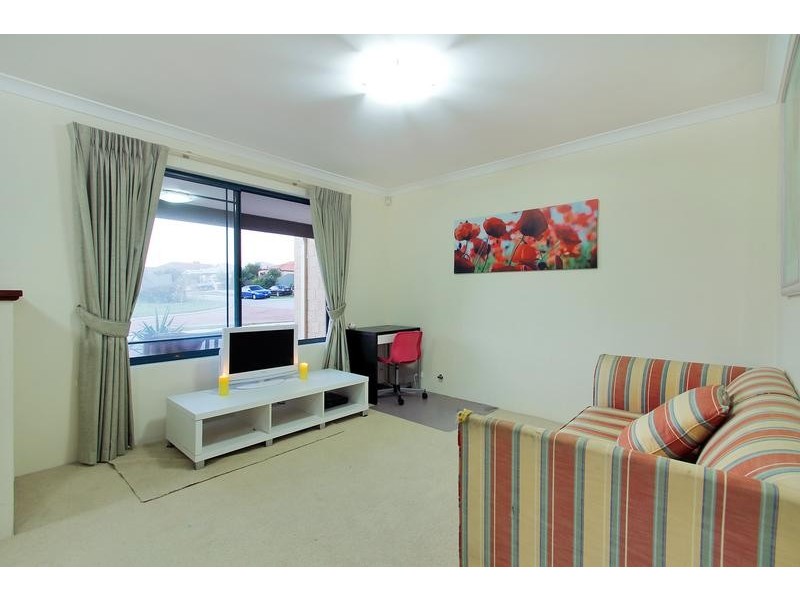 20 Pennine Pass, Merriwa WA 6030