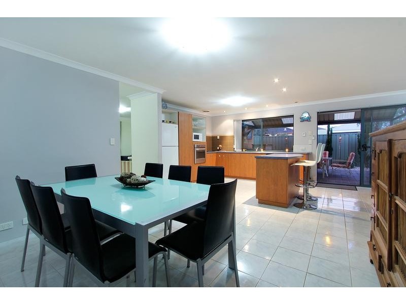 20 Pennine Pass, Merriwa WA 6030