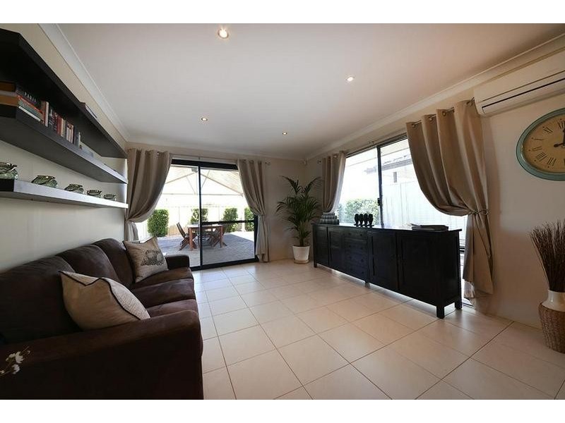 23 Lareema Gardens, Banksia Grove WA 6031